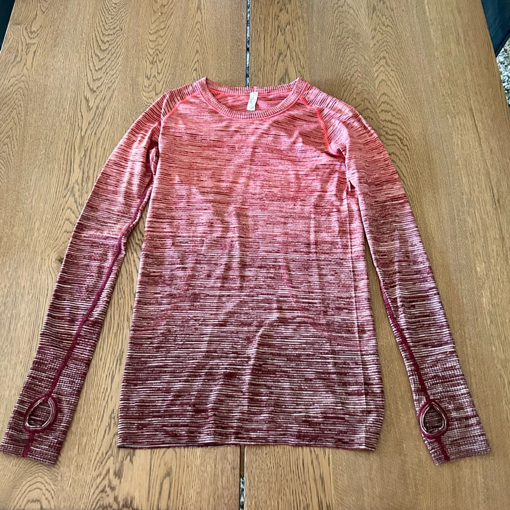 Luluemon Swiftly Tech Long Sleeve